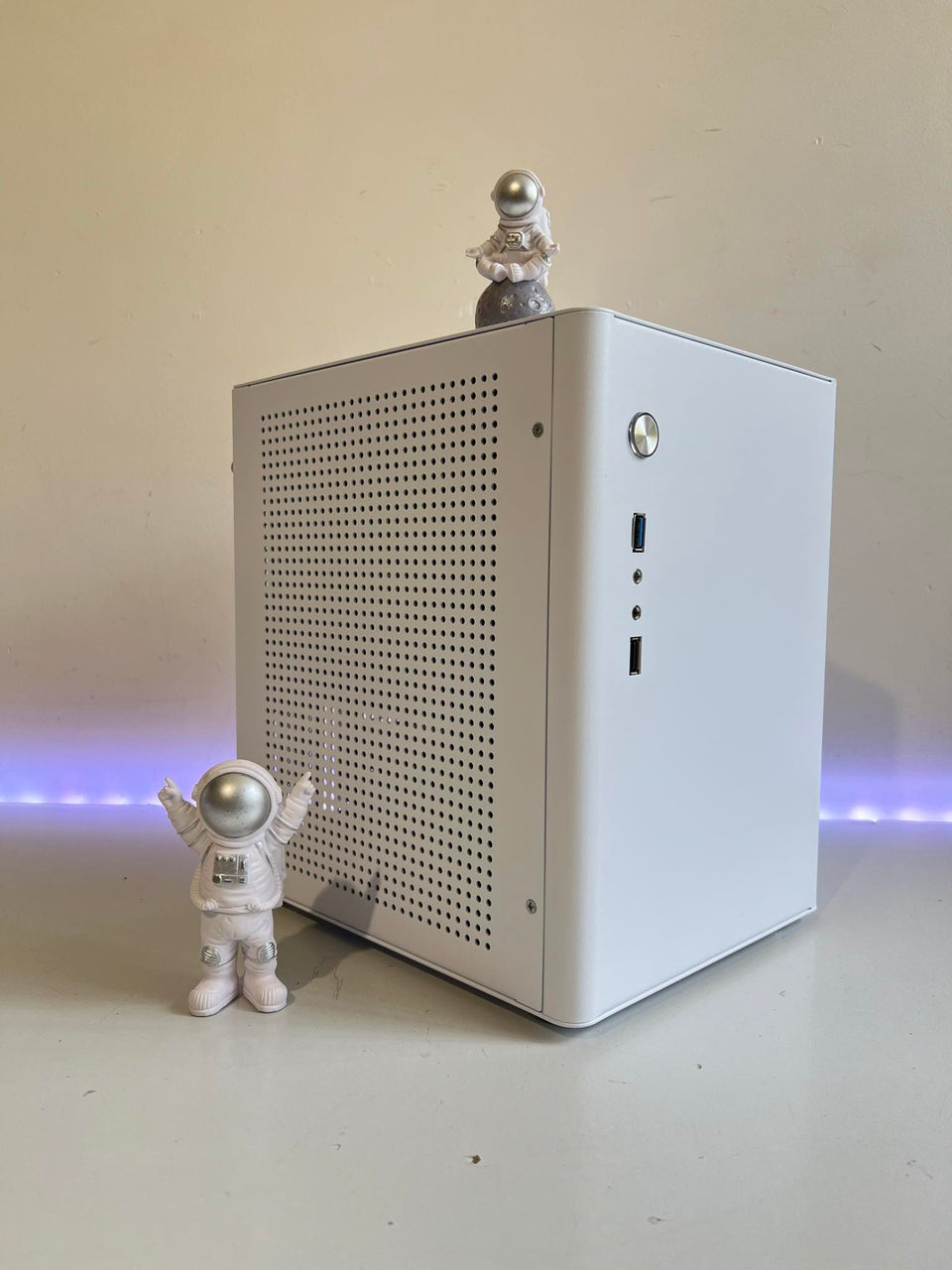 Mini MegxOffice 2.0 - OFFICE PC - RTX 5060 - 5060 Ti - RX 9060 XT - 5070 PC