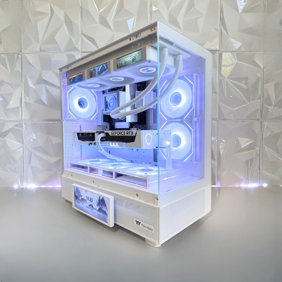 AURORA S GAMING & AI PC - RTX 5070 Ti WHITE - R7-9800X3D - 64GB RAM - 2TB SSD