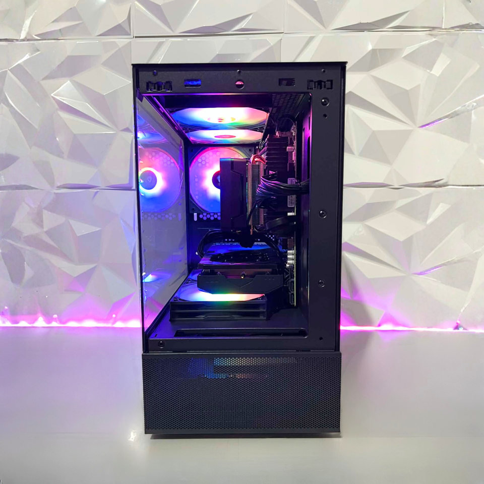 🈹MONTHLY SALE🈹Mini Prism - RTX 5070 - RYZEN 7-7800X3D - 32GB DDR5 - 1TB SSD