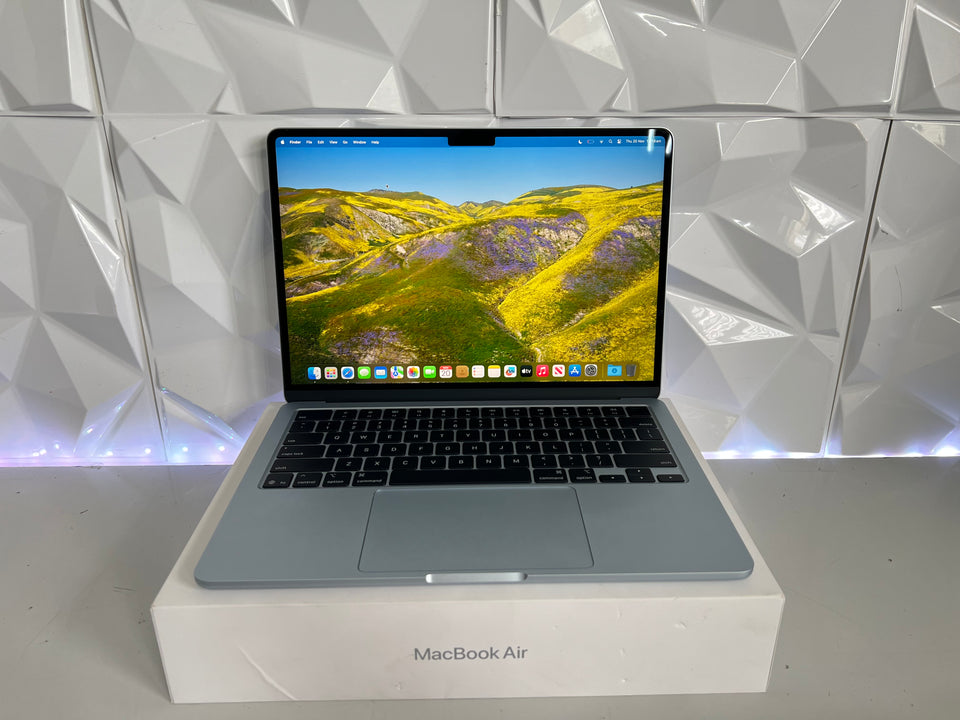 š„BLACK FRIDAYš„Macbook Air 13 2025 - M4 CPU - 24GB RAM - 1TB SSD - WTY 10/26
