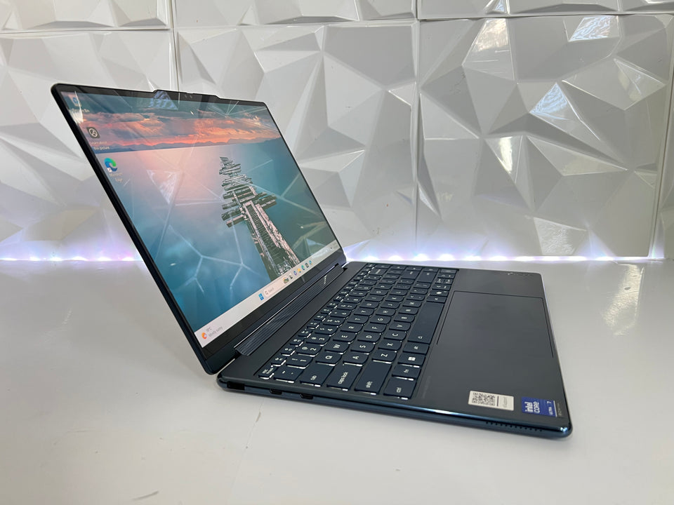 Lenovo Yoga 9i 14' Aura Edition - Ultra 7 258V - 32GB RAM - 1TB SSD - 4K OLED - 1Y WTY