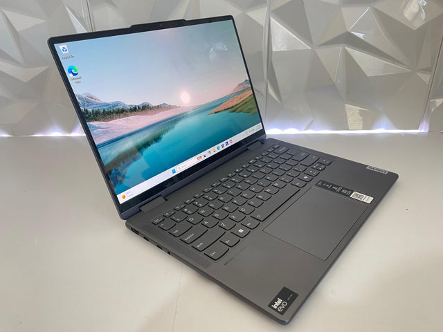 Lenovo Yoga 7i TS - Ultra 7-155H - 32GB DDR5 - 1TB SSD - 2.8K OLED - 1Y WTY
