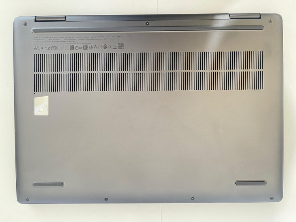 Lenovo Yoga 7i 2in1 TS - Ultra 7 258V - 32GB DDR5 RAM - 1TB SSD - 2.8K OLED Display