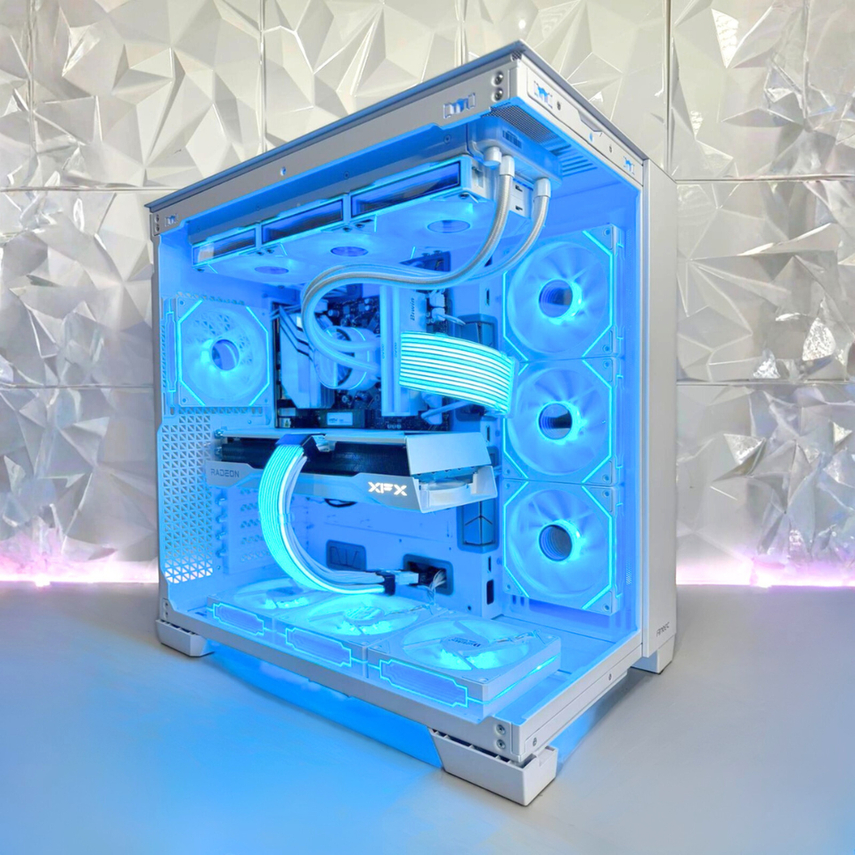 🈹MAY SPECIAL🈹CRYSTAL XL PC - RTX 5070 Ti - RYZEN 7-9800X3D - 32GB - 1TB