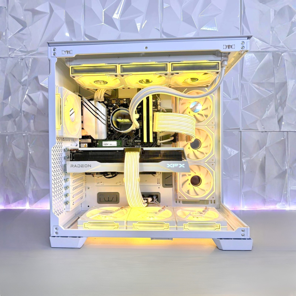 🈹MAY SPECIAL🈹CRYSTAL XL PC - RTX 5070 Ti - RYZEN 7-9800X3D - 32GB - 1TB