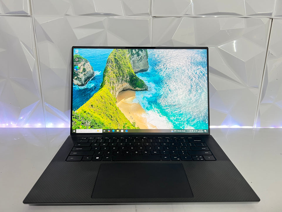 š„EOFYš„Dell Precision 5560 - i9-11950H - 64GB RAM - 1TB SSD RTX A3000 - 4K