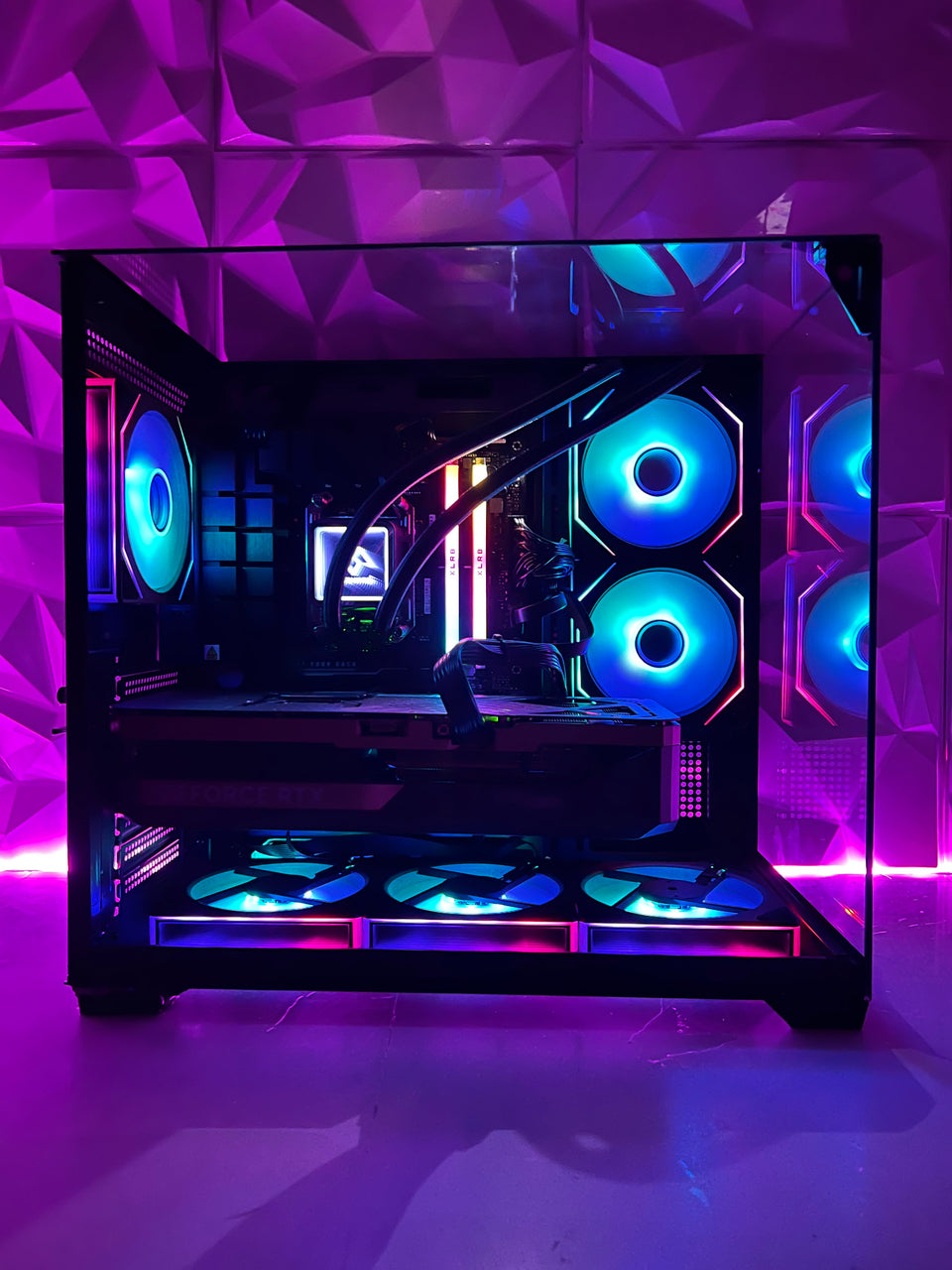 🔥EOFY SALE🔥SS12 PC - RYZEN 7-7800X3D - ROG RTX 5070 Ti - 32GB RAM - 2TB SSD