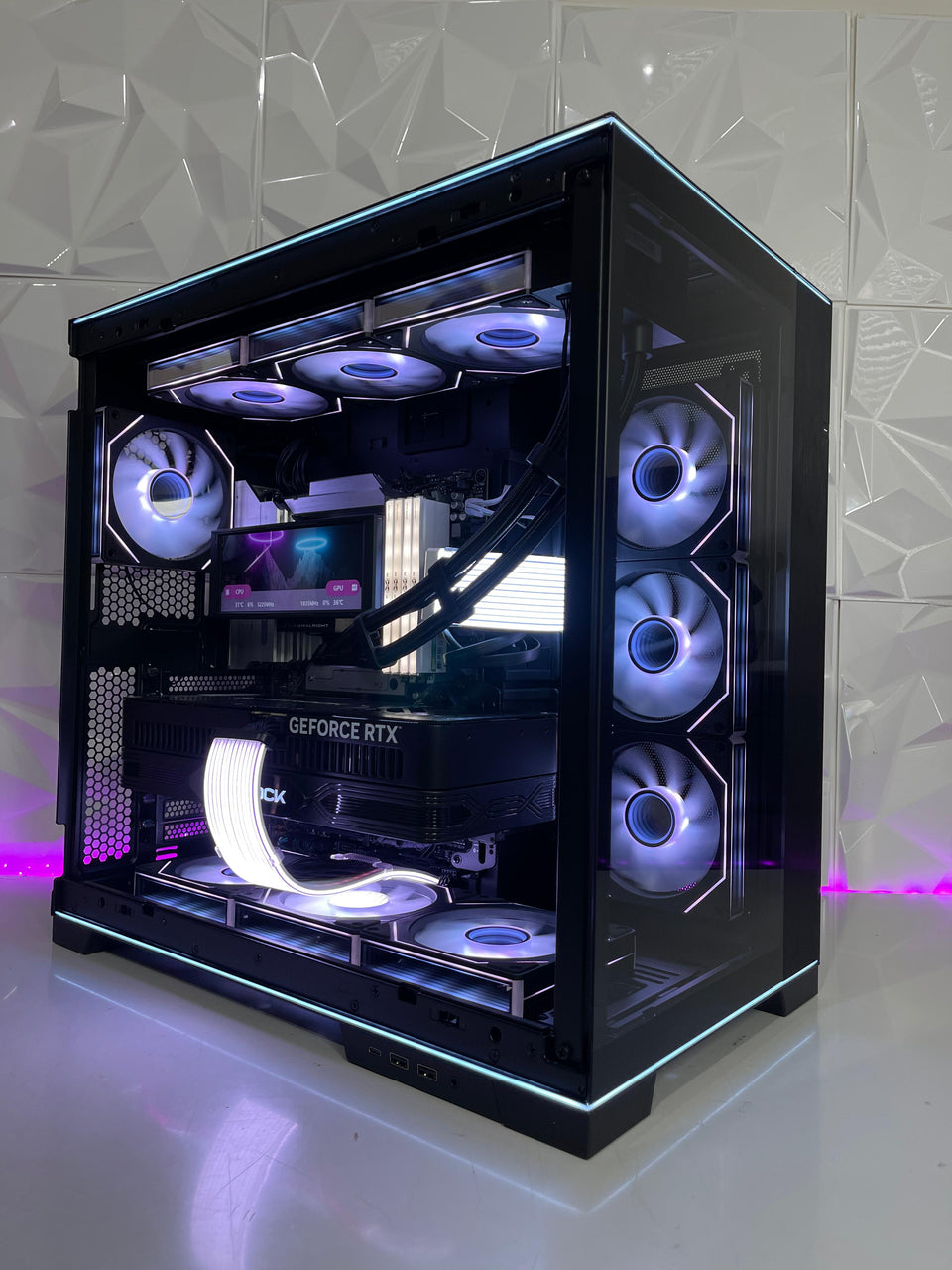 Lian Li EVO RGB X ONYX PC - RTX 5090 - RYZEN 7800X3D/9950X3D & INTEL ULTRA