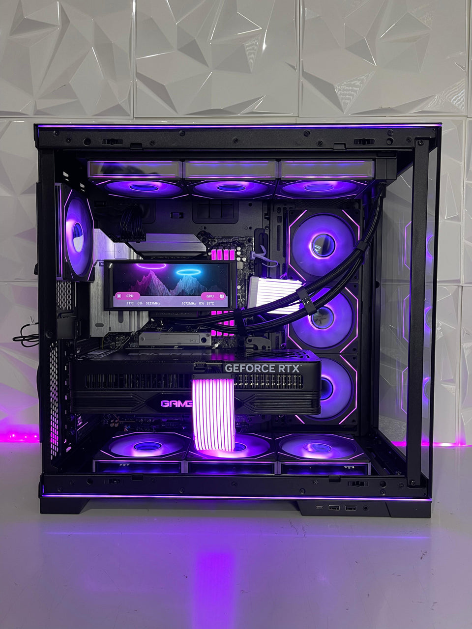 Lian Li EVO RGB X ONYX PC - RTX 5090 - RYZEN 7800X3D/9950X3D & INTEL ULTRA