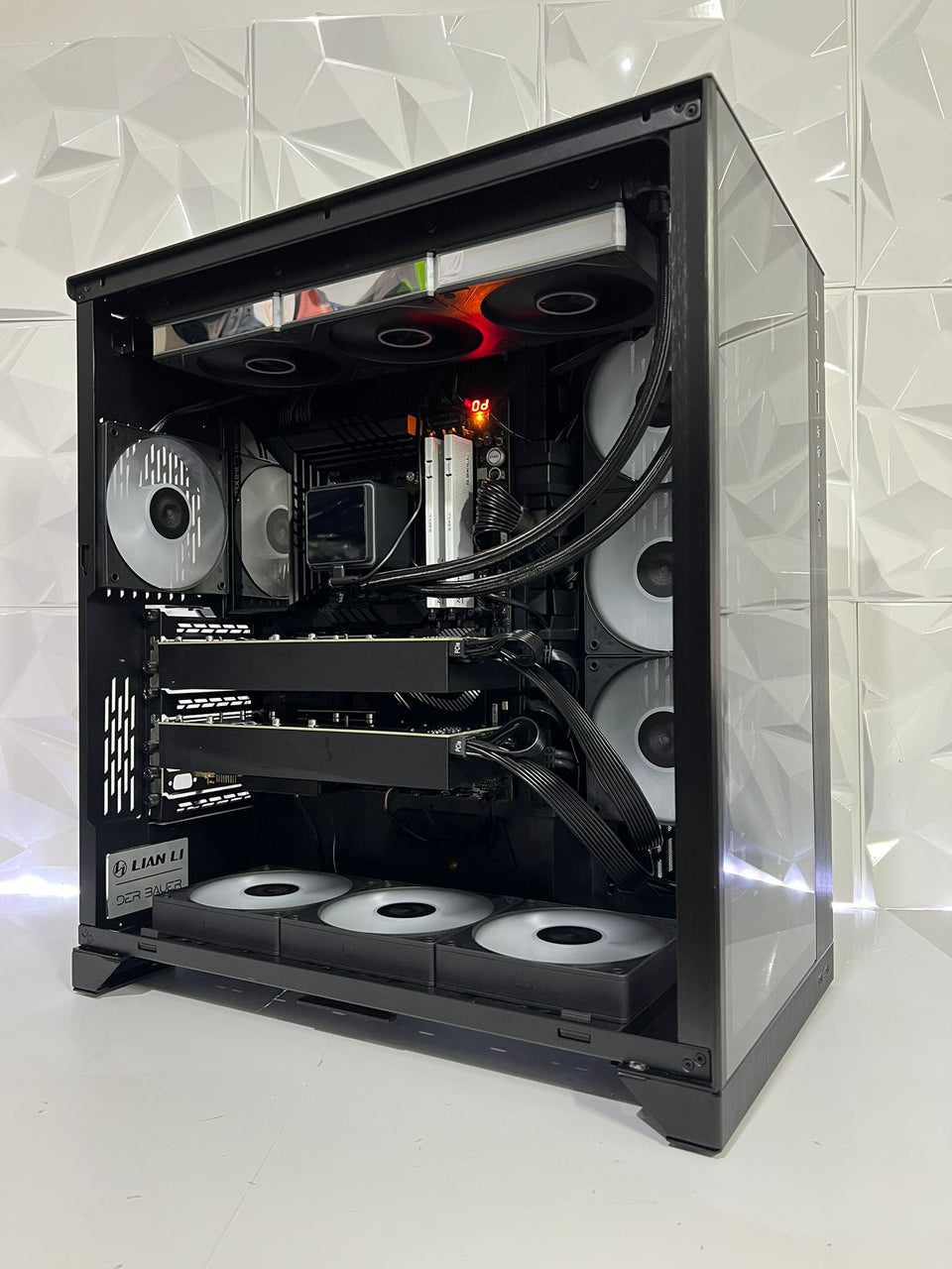 Lian Li AI PC - i9-13900KF - 2 x TESLA V100 | RTX 3090 - 96GB RAM - 1TB - 1500W PSU