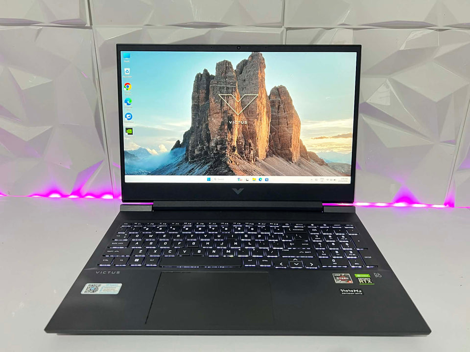 HP VICTUS 16 Laptop - Ryzen 5-5600H - 32GB RAM - 512GB SSD - RTX 3050 Ti - 144Hz