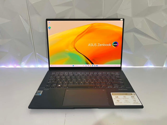 Asus Zenbook 14 TS - i9-13900H - 16GB DDR5 - 1TB Gen4 SSD - 2.8K OLED - 6M WTY