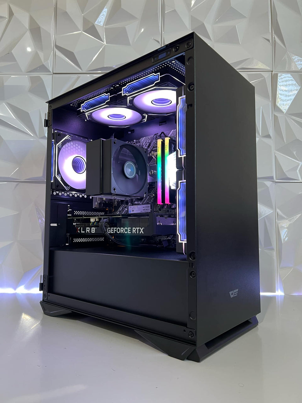 ❄️WINTER SALE❄️ DLM ONYX - RTX 5060 - 5060 Ti - RX 9060 XT - 5070 PC