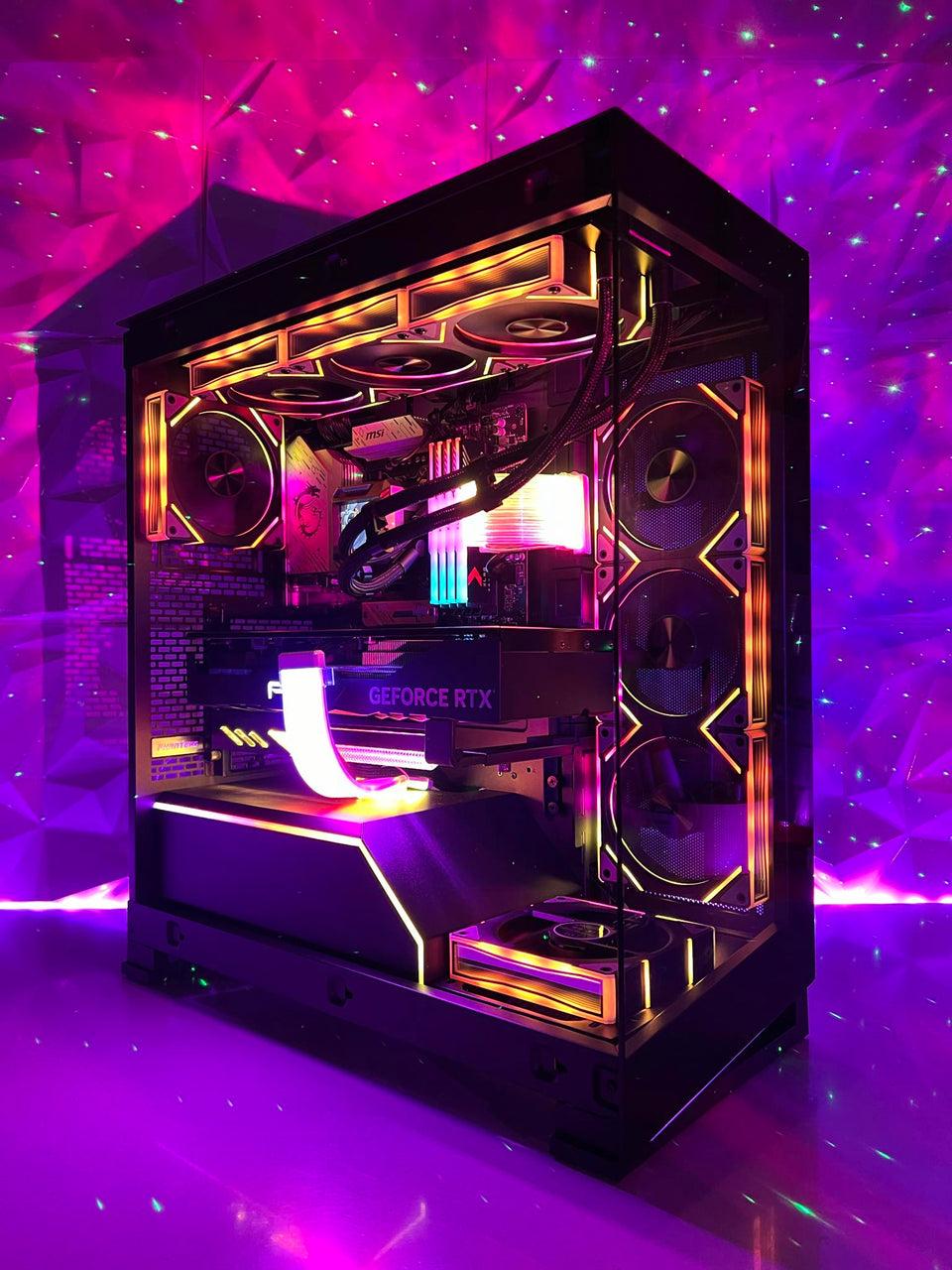 PHANTEKS ASTRALIS PC - RTX 5080 16GB - R7-7800X3D - 9950X3D - Intel Ultra