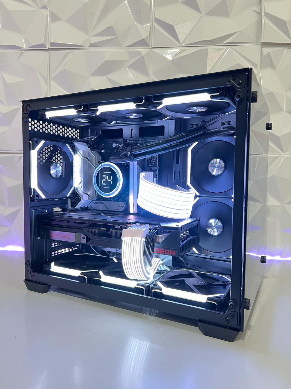 MINI CONSTELLAR PC - RTX 5080 16GB - R7-7800X3D -R9-9950X3D - Intel Ultra