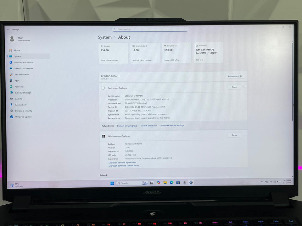 Gigabyte AORUS 17 - i7-12700H - RTX 3080 Ti 16GB - 32GB RAM - 1TB SSD - 360Hz
