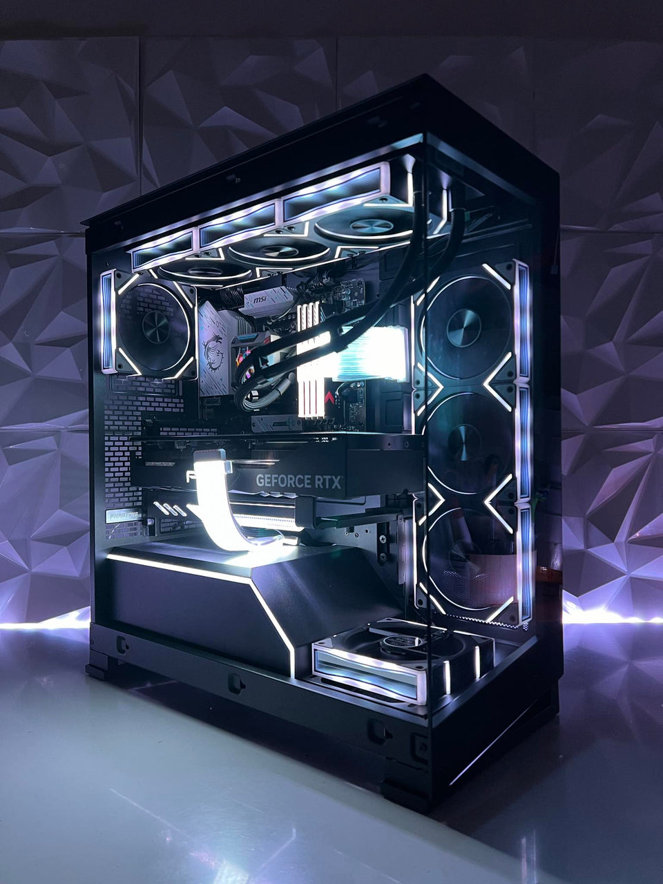 PHANTEKS ASTRALIS PC - RTX 5080 16GB - R7-7800X3D - 9950X3D - Intel Ultra