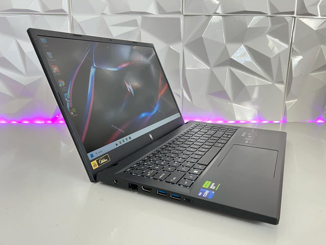 Acer Nitro V15 Gaming Laptop - i9-13900H - RTX 4060 - 32GB DDR5 - 1TB SSD - 144Hz