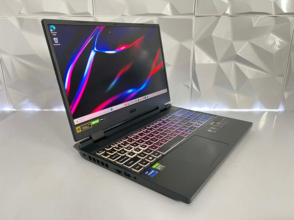 Acer Nitro 5 - i9-12900H - RTX 3060 MaxP - 16GB DDR5 RAM - 512GB SSD - 165Hz FHD