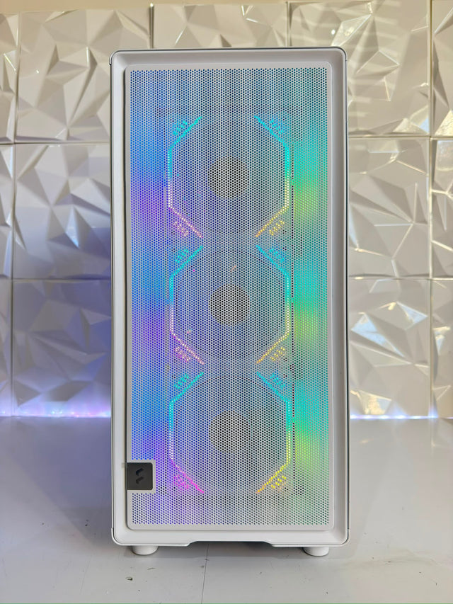 🔥TAX TIME🔥Fractal Design Epoch – RTX 5070 - Ryzen 7-9800X3D – 32GB CL28 - 1TB SSD