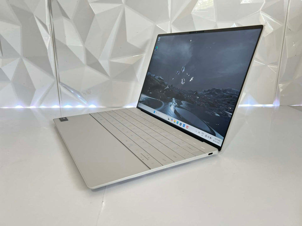 (RRP $2799) Dell XPS 13 9430 Laptop - Ultra 7-155H - 32GB RAM - 1TB SSD - FHD+ 120Hz