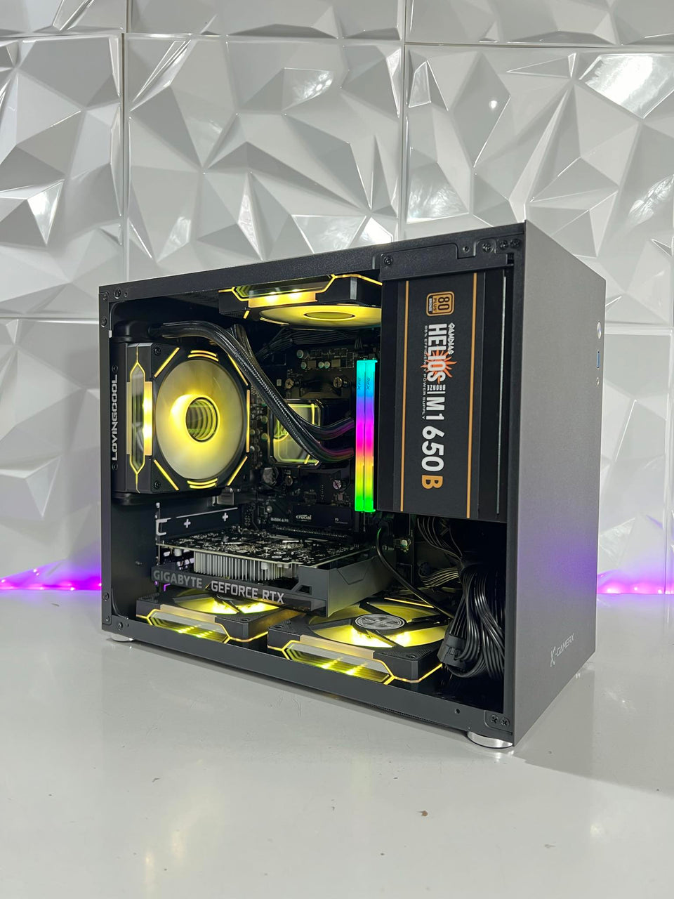 Mini MegxOffice ONYX PC -RTX 3050/4060/4070 - Ryzen & Intel