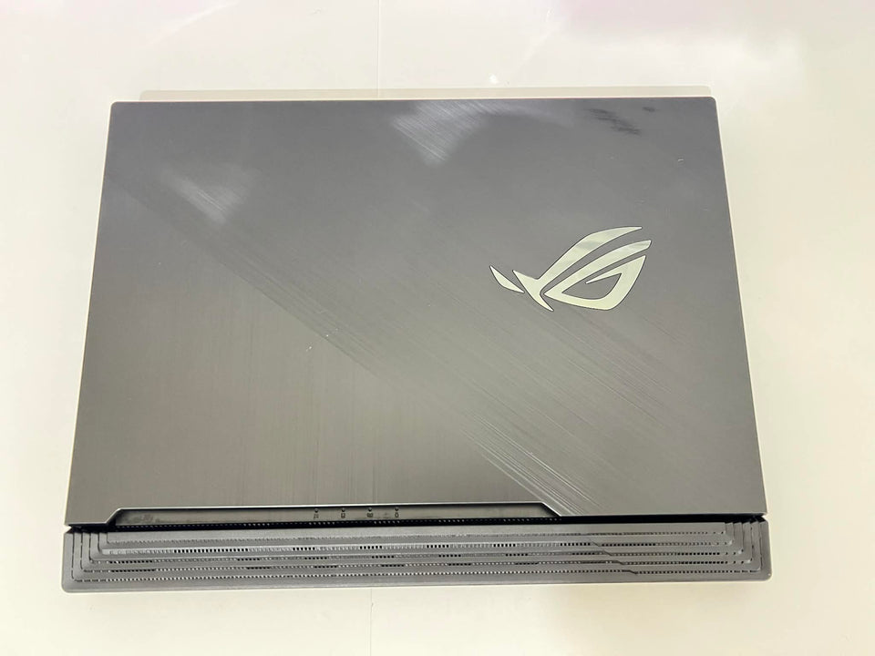 Asus ROG Strix G15 Laptop - i7-10750H - RTX 2070 - 32GB RAM - 512GB SSD - 240Hz
