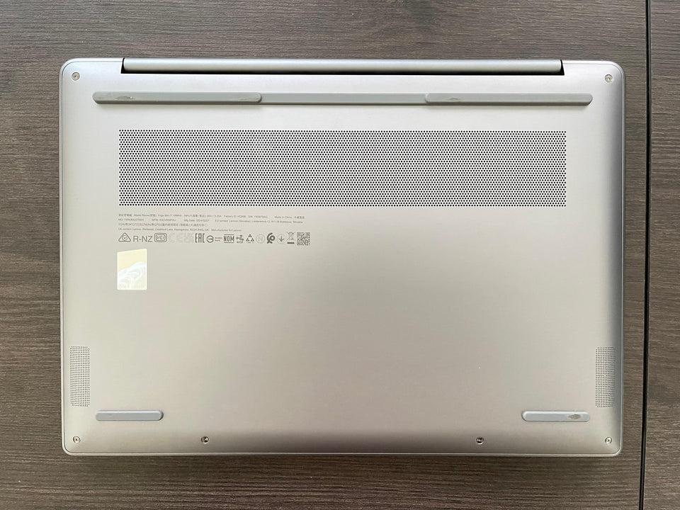 š„BLACK FRIDAYš„Lenovo Yoga Slim 7 - Ultra 7 - 16GB RAM - 1TB SSD - OLED - 100% Battery