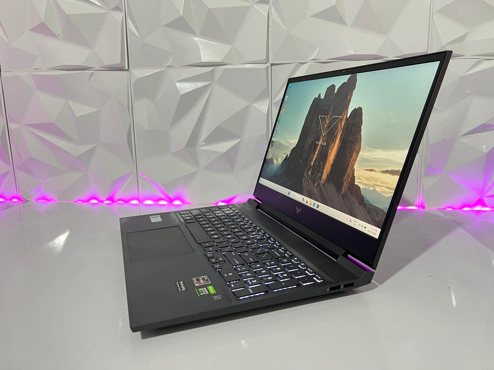 HP VICTUS 16 Laptop - Ryzen 5-5600H - 32GB RAM - 512GB SSD - RTX 3050 Ti - 144Hz