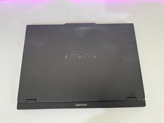 Lenovo Legion 5i – i9-14900HX / 24GB RAM / 1TB SSD / RTX 5070 / OLED / 1Y
