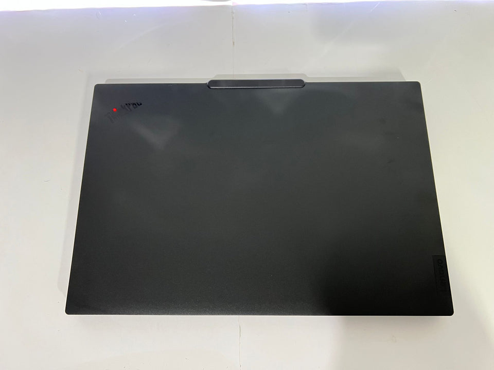 š„EOFYš„Lenovo Thinkpad P1 - Ultra 7 - 64GB RAM - RTX 2000 - 1TB - 2K 165Hz - WTY 11/27