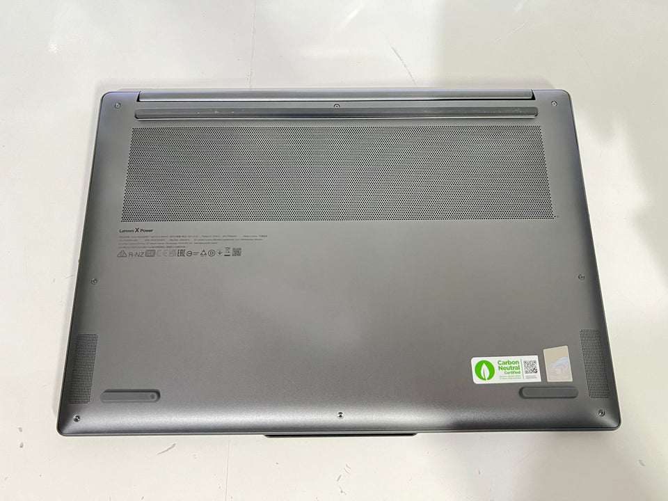 Lenovo Yoga Pro 9i Aura - Ultra 9 - RTX 5070 - 64GB RAM - 1TB - 3.2K 120Hz - 1Y WTY