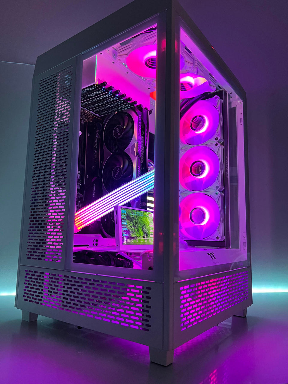 🏢 TOWER PC - RTX 5080 16GB - R7-7800X3D -R9-9950X3D - Intel Ultra 🏢