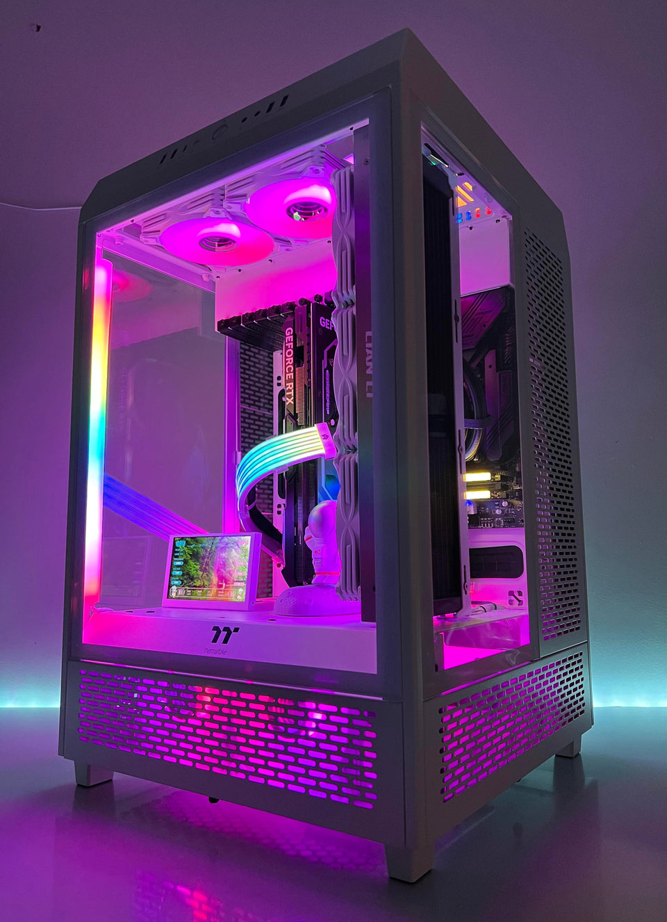 🏢 TOWER PC - RTX 5080 16GB - R7-7800X3D -R9-9950X3D - Intel Ultra 🏢