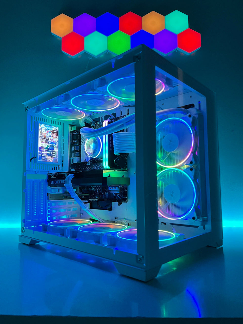 ❄️WINTER SALE❄️SIRIUS FROST - RTX 5060/5060 Ti/RX 9060 XT GAMING PC