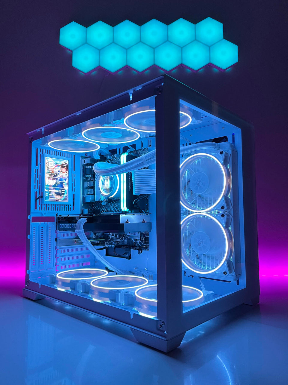 ❄️WINTER SALE❄️SIRIUS FROST - RTX 5060/5060 Ti/RX 9060 XT GAMING PC