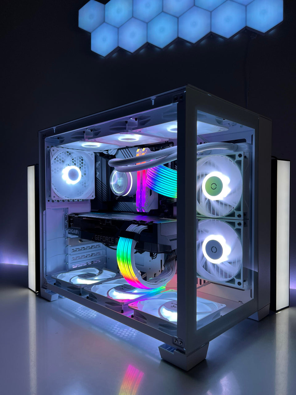 🎄XMAS SALE🎄ETHEREAL PC - RTX 5080 x i7-14700F/i9-14900KF - 32GB DDR5 - 1TB SSD