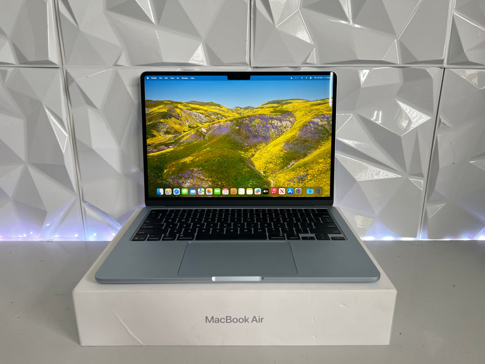 🔥BLACK FRIDAY🔥Macbook Air 13 2025 - M4 CPU - 24GB RAM - 1TB SSD - WTY 10/26