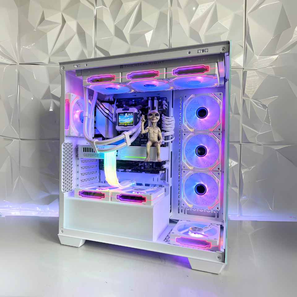 🔥SALE🔥Frost Fusion PC – RTX 5070/5070 Ti - R5-7500F – 7800X3D - 9800X3D