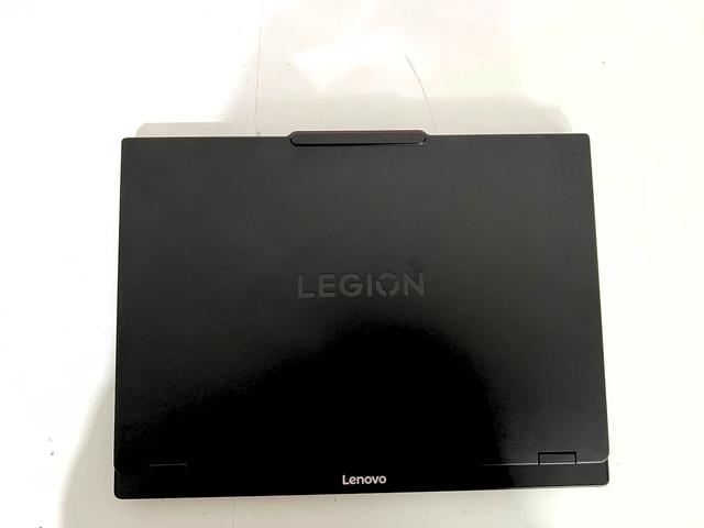 Lenovo Legion 5i – i9-14900HX / 32GB RAM / 1TB SSD / RTX 5070 / OLED / 1Y