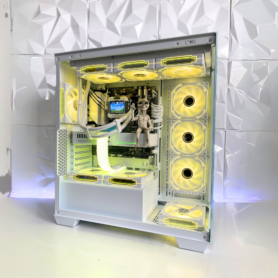 🔥SALE🔥Frost Fusion PC – RTX 5070/5070 Ti - R5-7500F – 7800X3D - 9800X3D