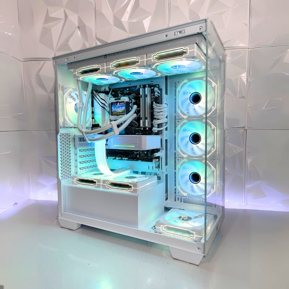🔥SALE🔥Frost Fusion PC – RTX 5070/5070 Ti - R5-7500F – 7800X3D - 9800X3D