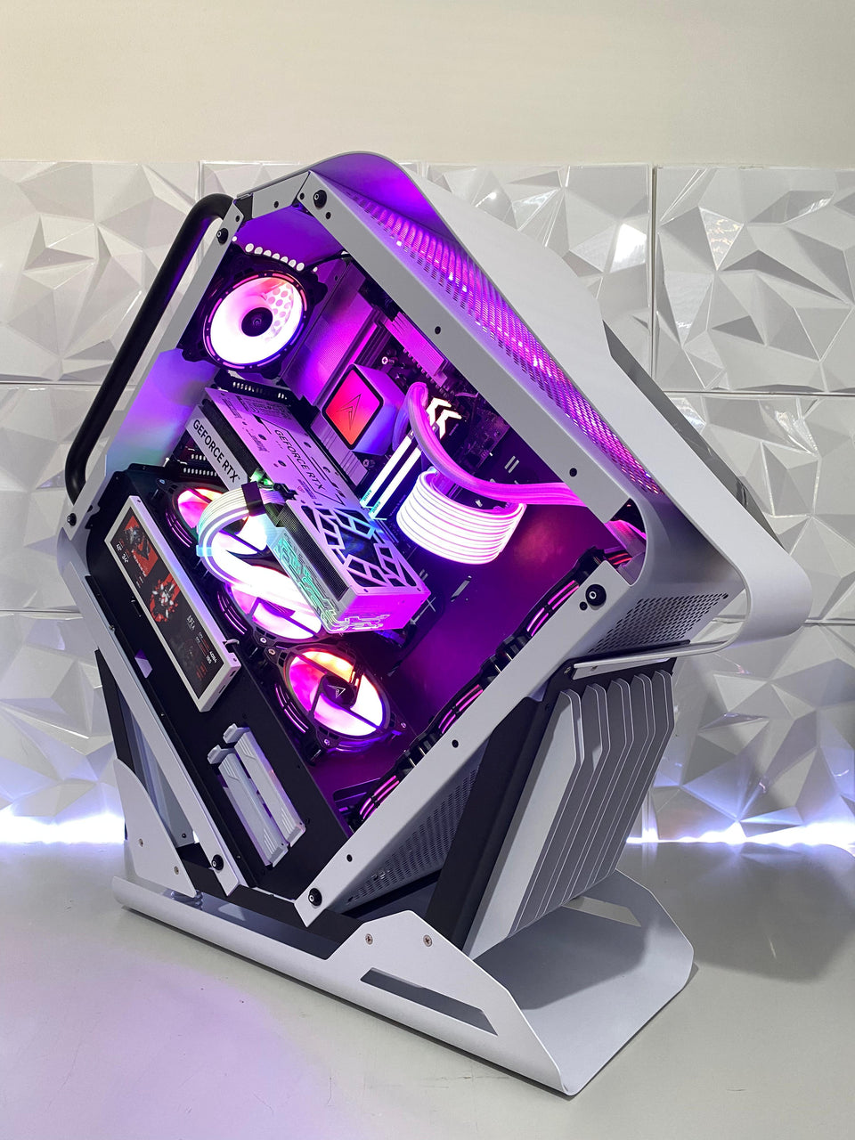 🚀Ultimate MOAB Gaming PC - RTX 5080 - 7800X3D - 64GB DDR5 - 2TB SSD🚀