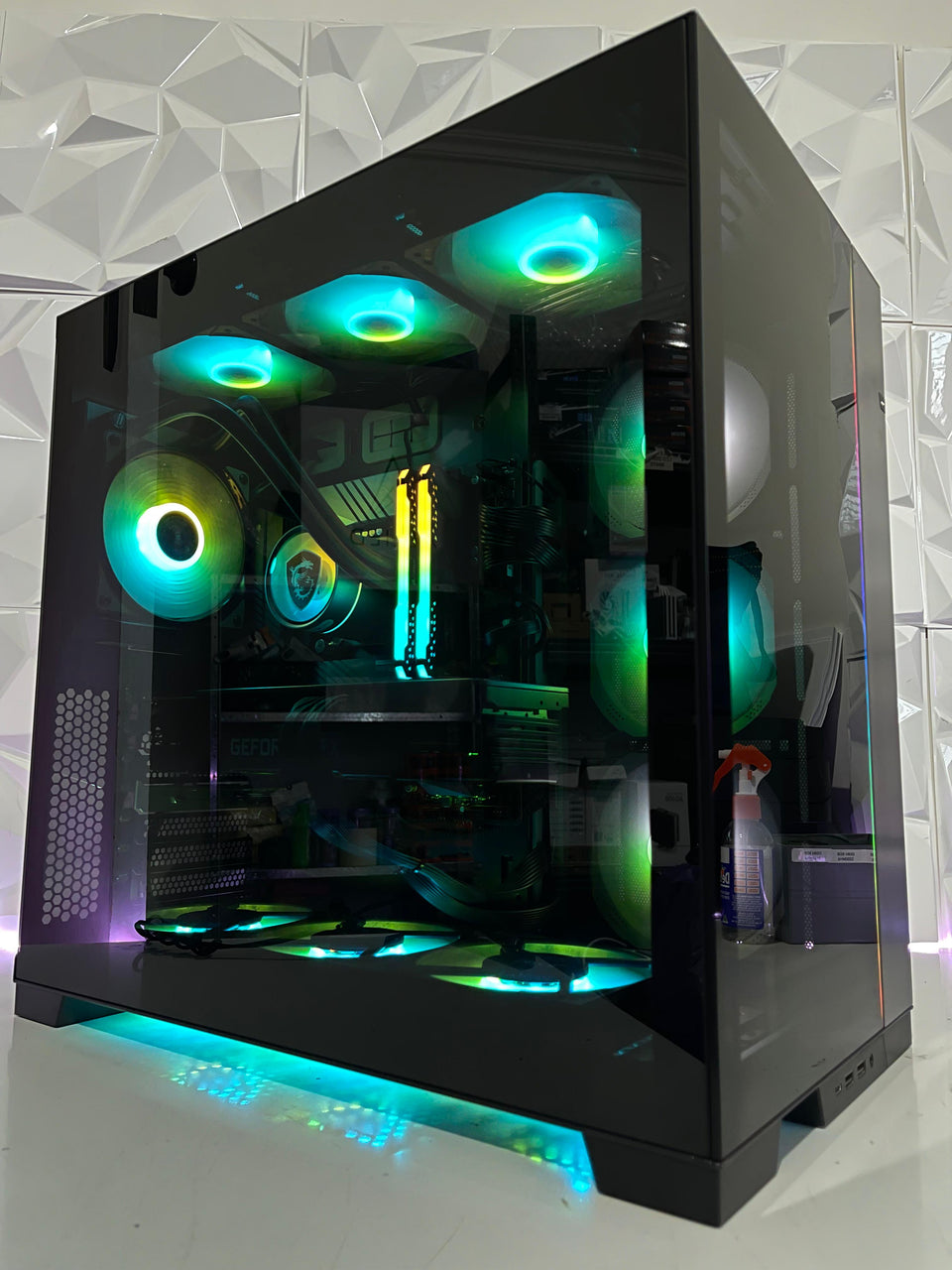 (PRE-OWNED) Lian Li Gaming PC - RTX 3080 Ti 12GB - Intel i7-12700K - 32GB/64GB RAM - 1TB SSD/1TB