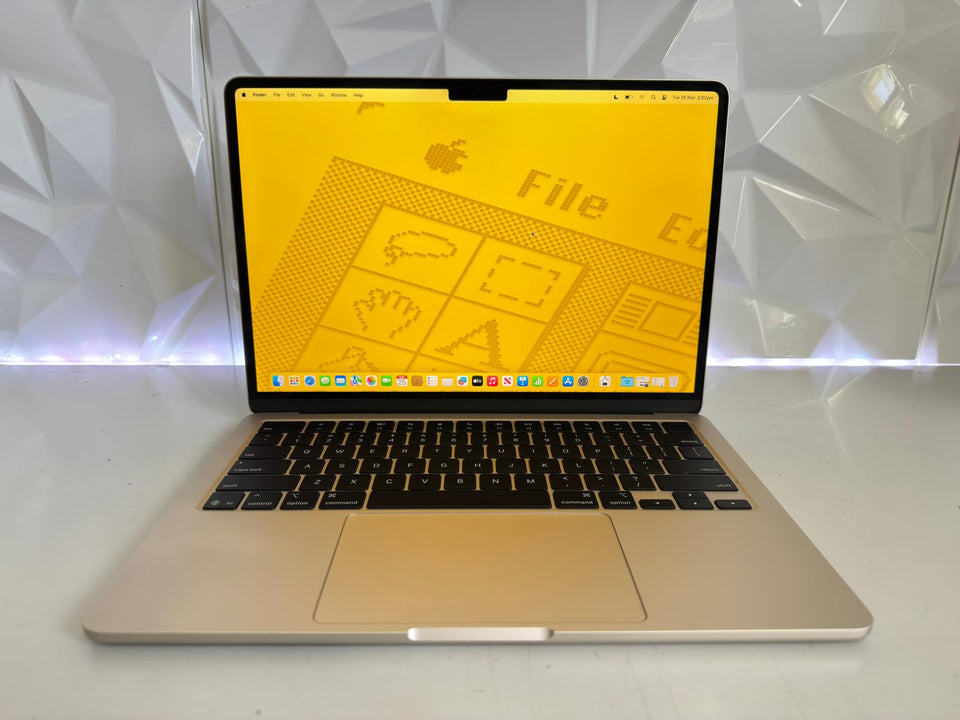 🔥BLACK FRIDAY🔥Macbook Air 13 2025 - M4 CPU - 16GB RAM - 256GB SSD - 4 Cycles