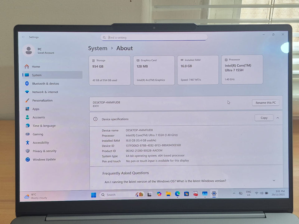 Lenovo Yoga Slim 7i - Intel Core Ultra 7 155H - 16GB RAM - 1TB SSD - OLED Display - 100% Battery