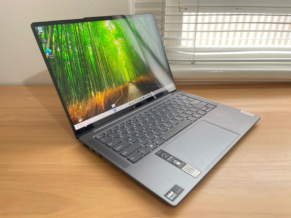 Lenovo Yoga Pro 7i - Intel Core Ultra 7 155H - 32GB RAM - 500GB SSD - 3K 120Hz IPS Touchscreen