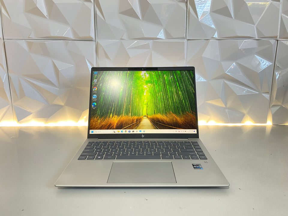 HP Pavilion 14 Plus - Intel i5-1335U - 16GB DDR5 - 512GB SSD - FHD IPS