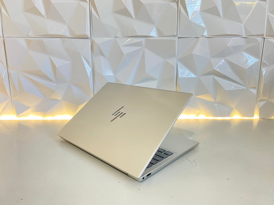 HP Pavilion 14 Plus - Intel i5-1335U - 16GB DDR5 - 512GB SSD - FHD IPS