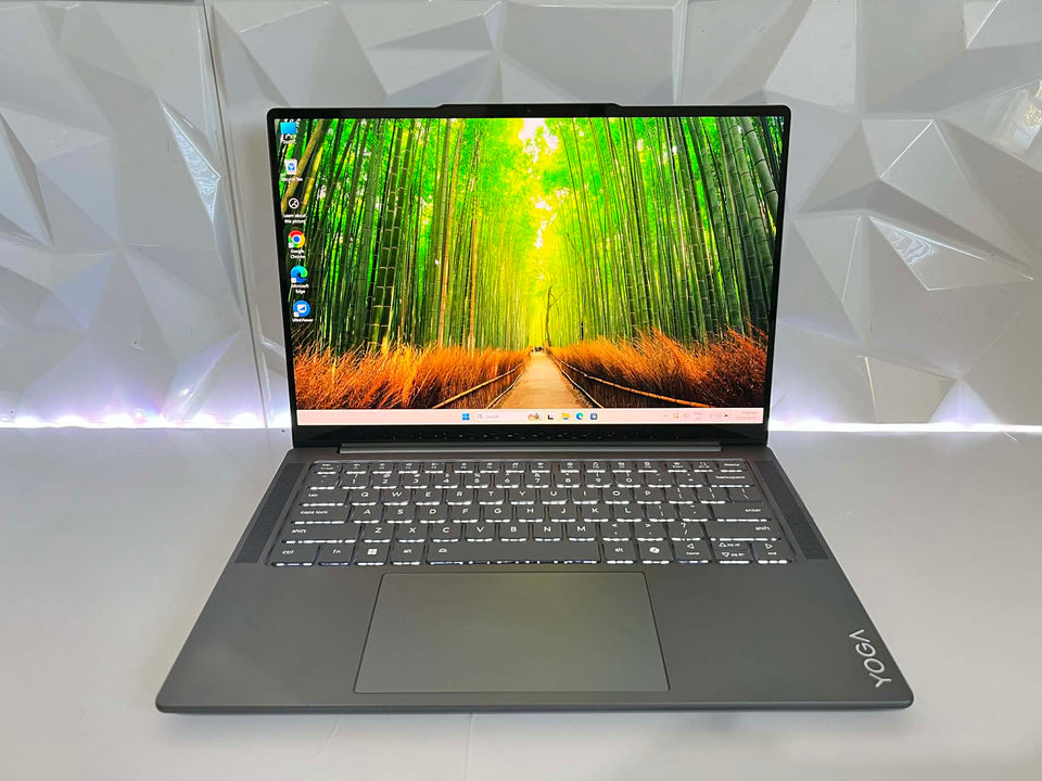 Lenovo Yoga Pro 7 - Ryzen AI 9 365 - 32GB RAM - 1TB SSD - 2.8K 120Hz - 1Y WTY
